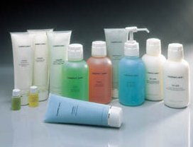 美容电器与化妆箱 现代化妆品存储与应用的完美结合